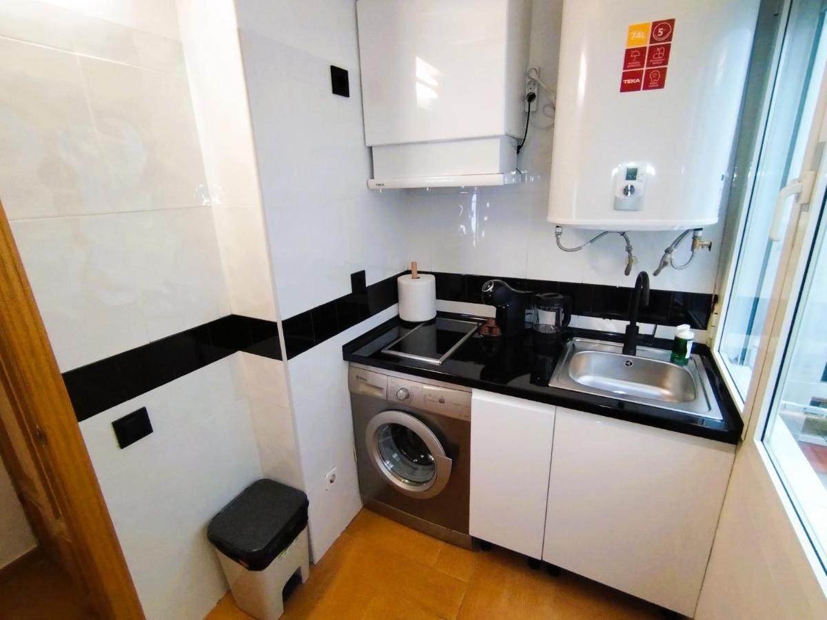 Puerta Del Sol - Apartamento Para 4 Madrid Buitenkant foto